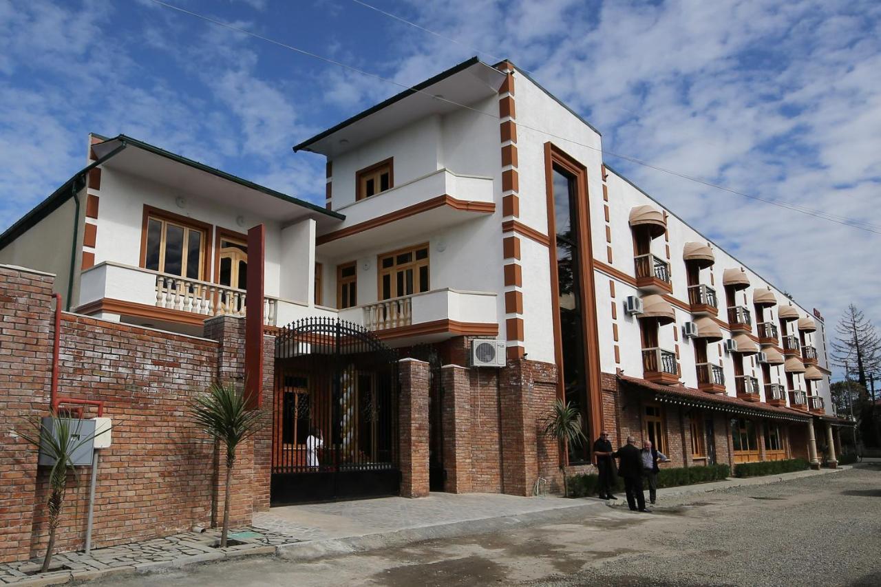 Hotel Shogi Zugdidi Exterior foto