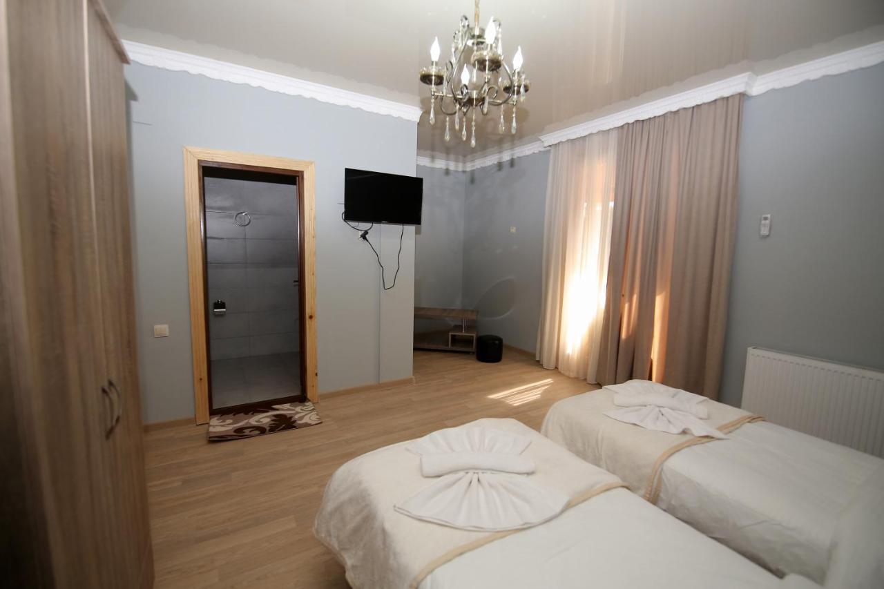 Hotel Shogi Zugdidi Exterior foto
